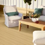 Plancher de patio TimberTech Terrain Plus Natural White Oak dans une teinte neutre et douce